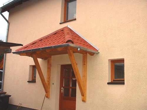 Vordach für einen Eingang